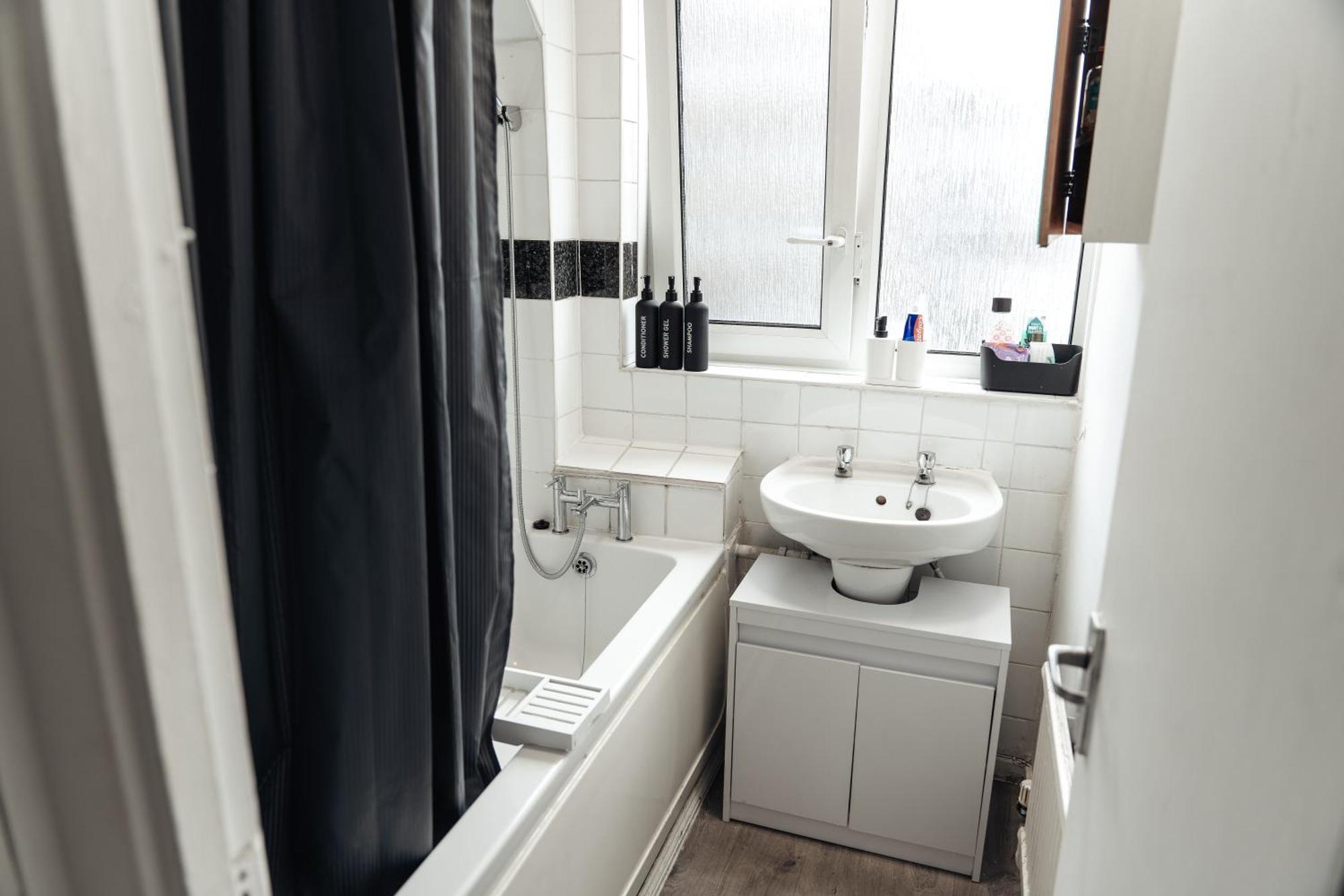 Shard View 2 Bed Entire Flat Apartment London Exterior photo